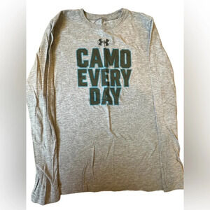 Under Armour Boys Youth Medium LongSleeve Gray Camo Every Day